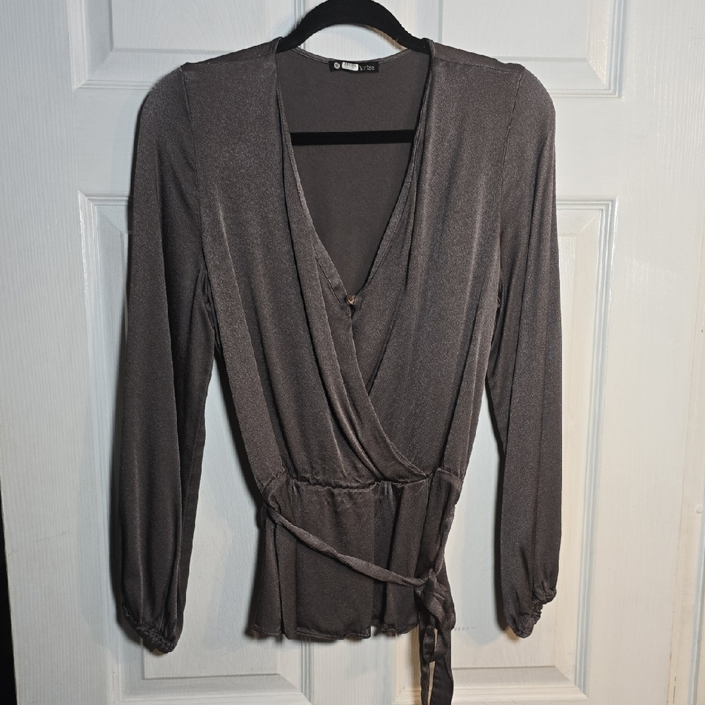 KRISA M MEDIUM Chic Charcoal Gray Wrap Blouse